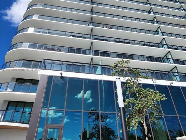 580 72nd, Unit 713, Miami Beach, FL 33141