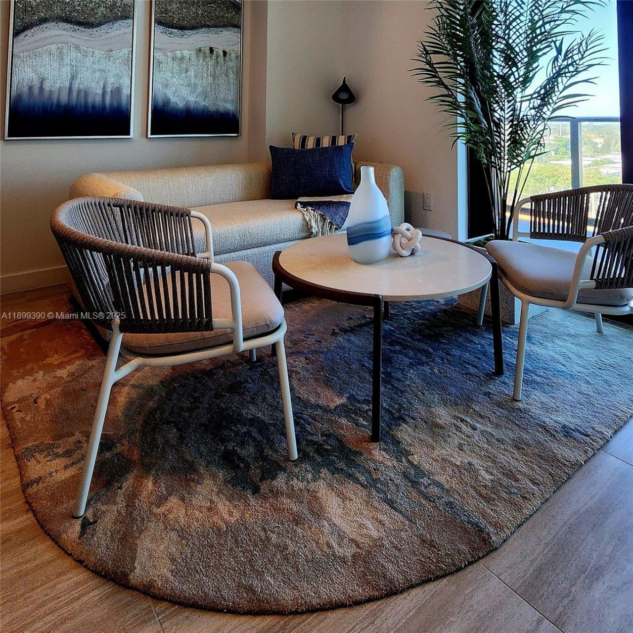 580 72nd, Unit 713, Miami Beach, FL 33141 Photo