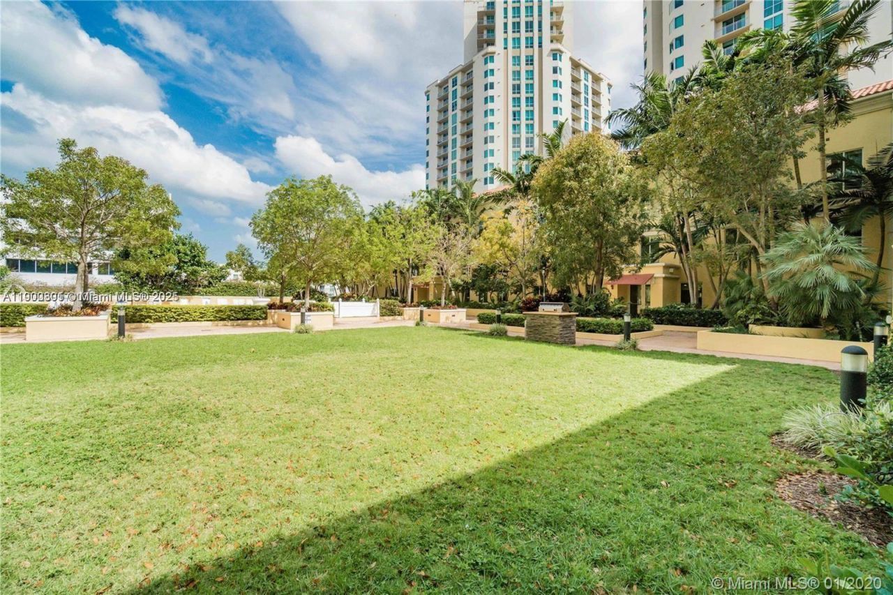 7355 SW 89th St, Unit 501N, Miami, FL 33156 Photo