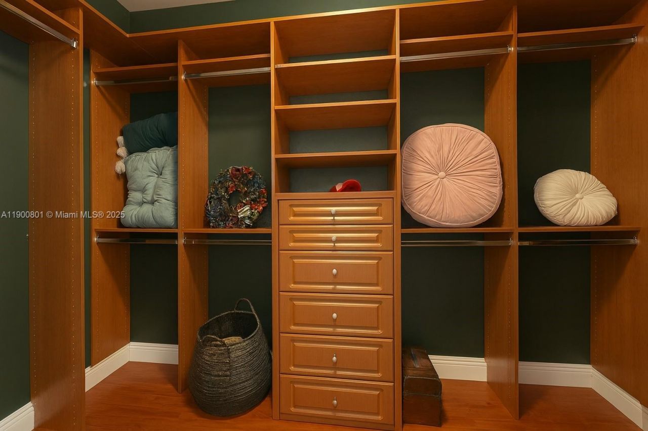 7355 SW 89th St, Unit 501N, Miami, FL 33156 Photo