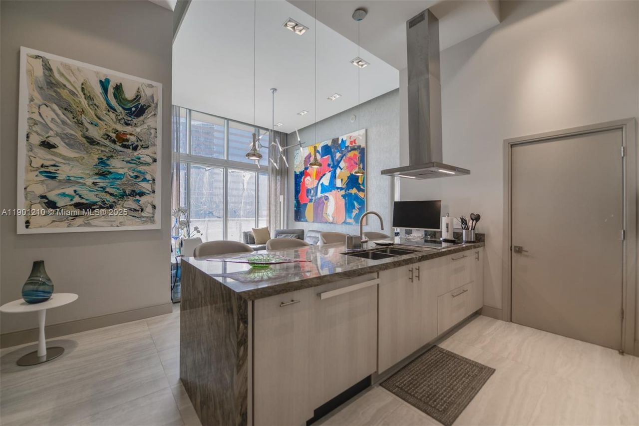 495 Brickell Ave, Unit 2211, Miami, FL 33131 Photo