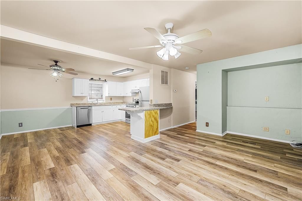 2592 York Rd, Saint James City, FL 33956 Photo