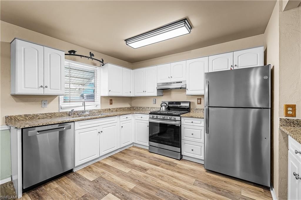 2592 York Rd, Saint James City, FL 33956 Photo