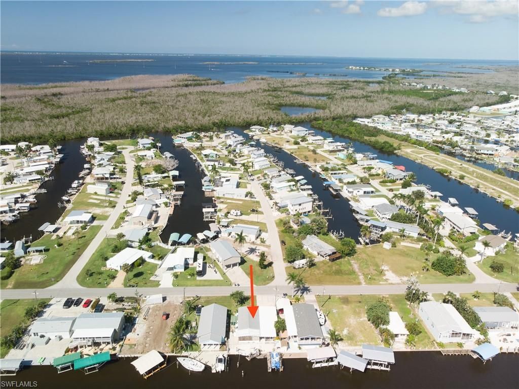 2592 York Rd, Saint James City, FL 33956 Photo