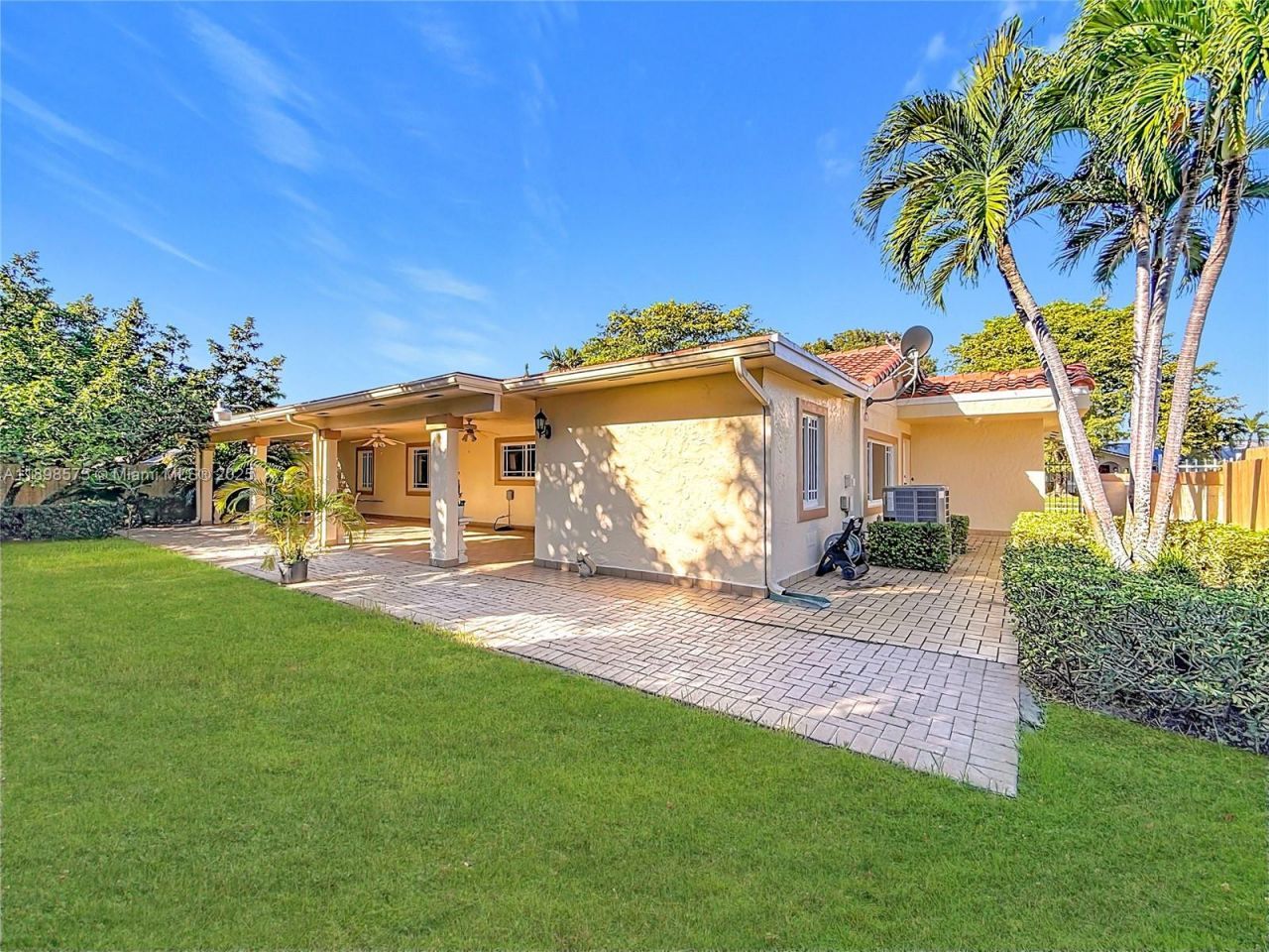 5415 SW 135th Ct, Miami, FL 33175 Photo