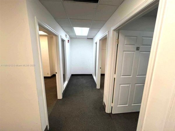 2727 E Oakland Park Blvd, Unit 304, Fort Lauderdale, FL 33306