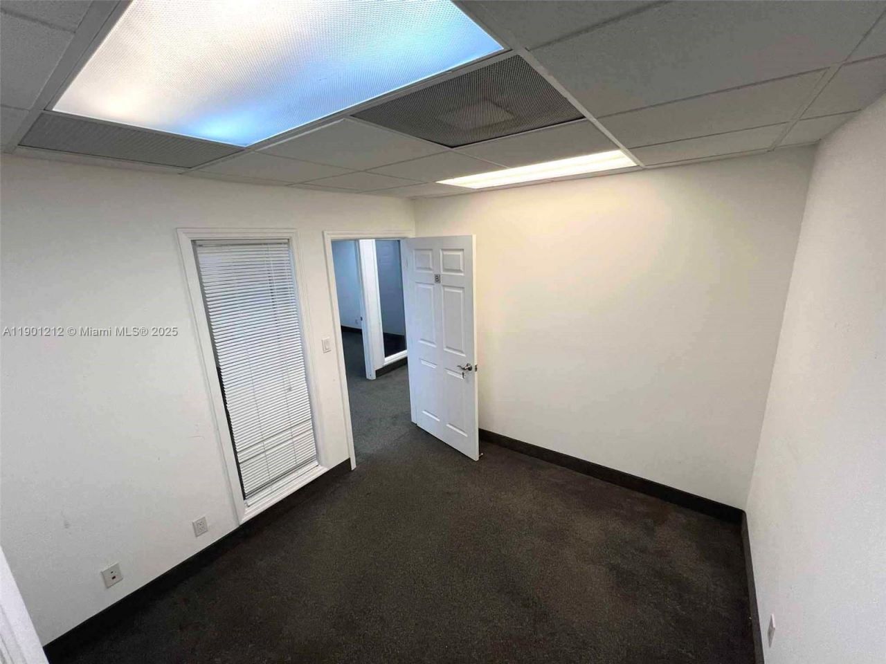 2727 E Oakland Park Blvd, Unit 304, Fort Lauderdale, FL 33306 Photo