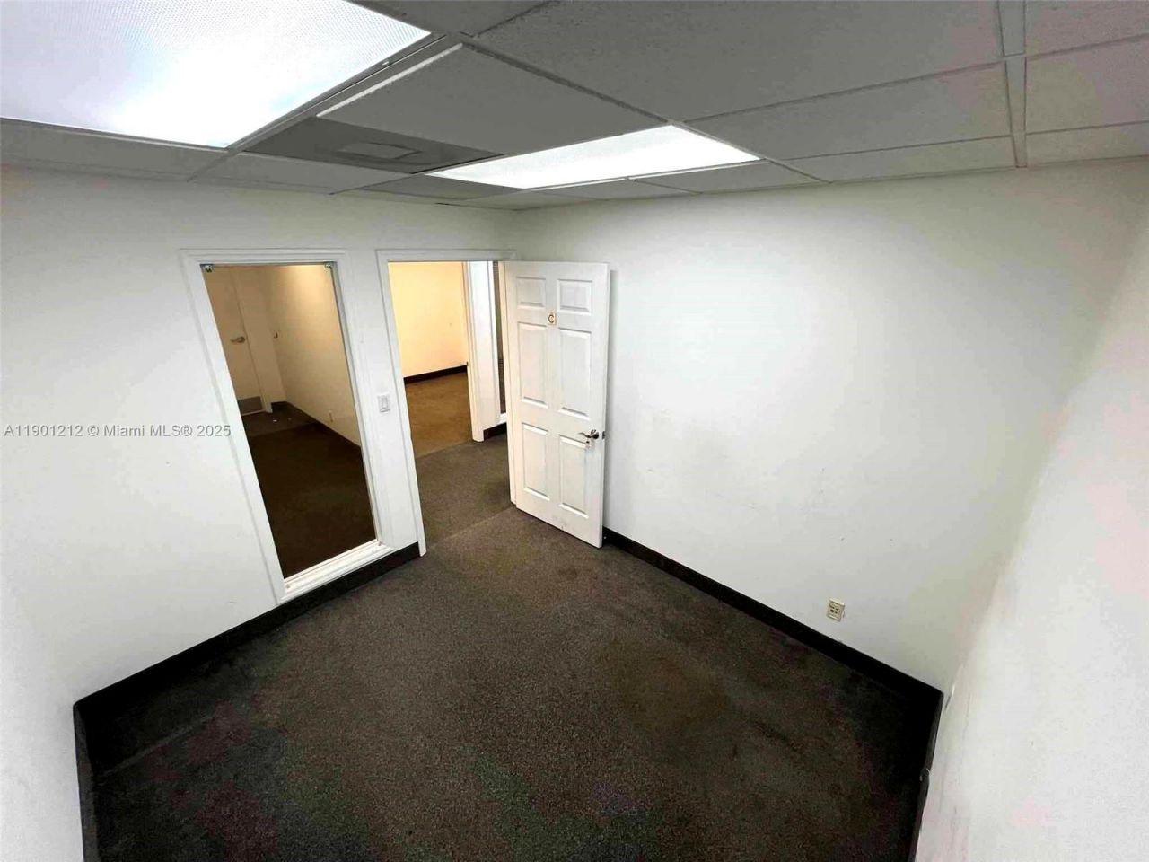 2727 E Oakland Park Blvd, Unit 304, Fort Lauderdale, FL 33306 Photo