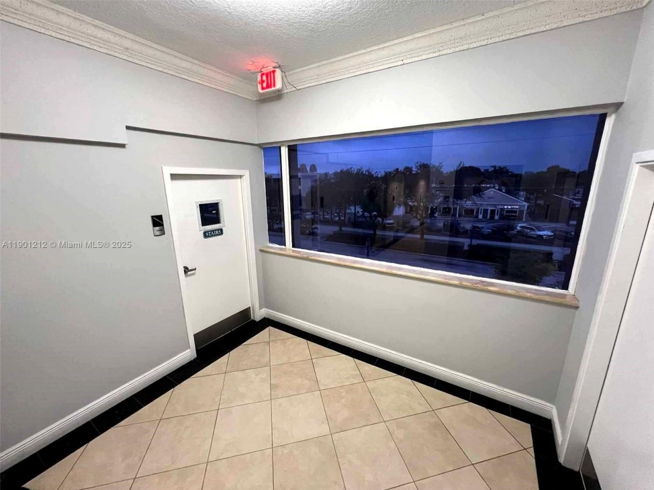 2727 E Oakland Park Blvd, Unit 304, Fort Lauderdale, FL 33306 Photo