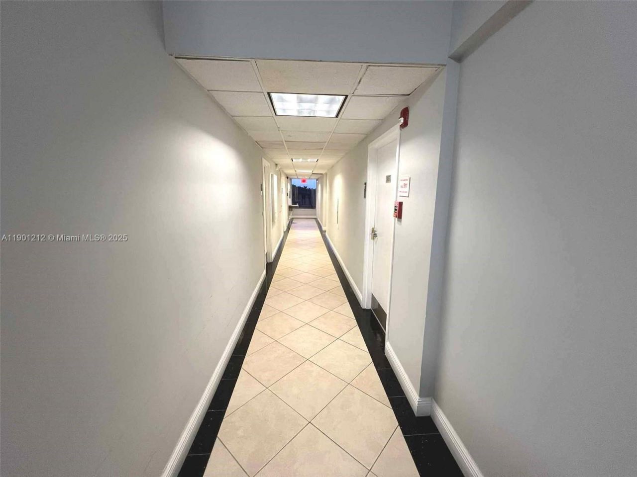 2727 E Oakland Park Blvd, Unit 304, Fort Lauderdale, FL 33306 Photo