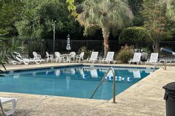 121 Edgewater photo 4