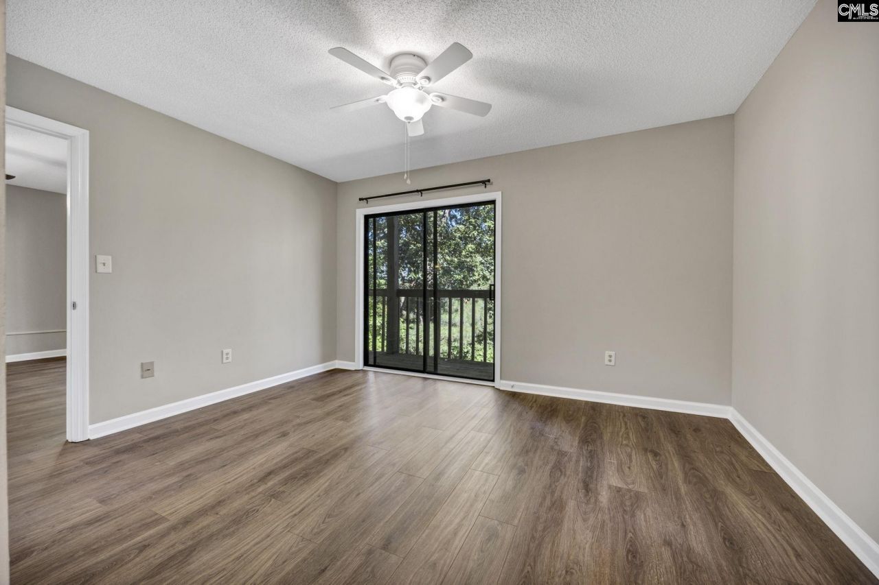 121 Edgewater Photo 20