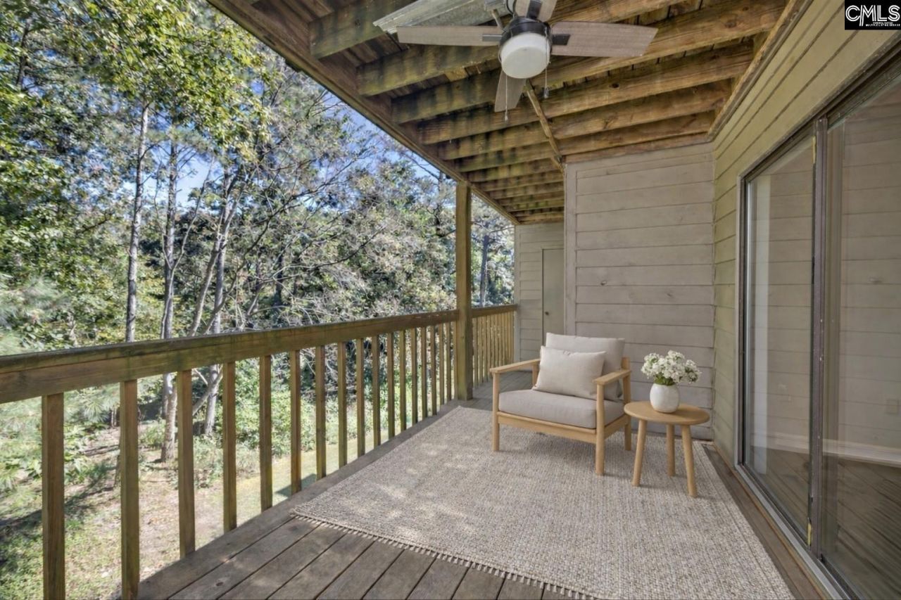 121 Edgewater Photo 26