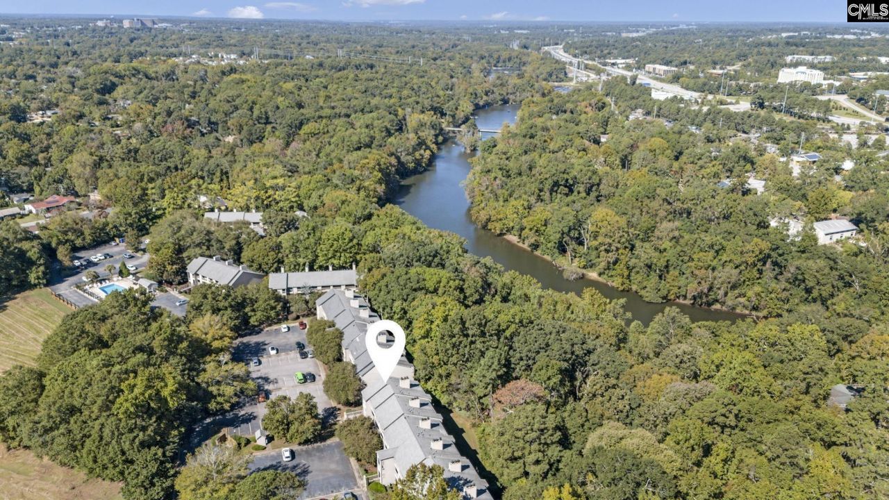 121 Edgewater Photo 41