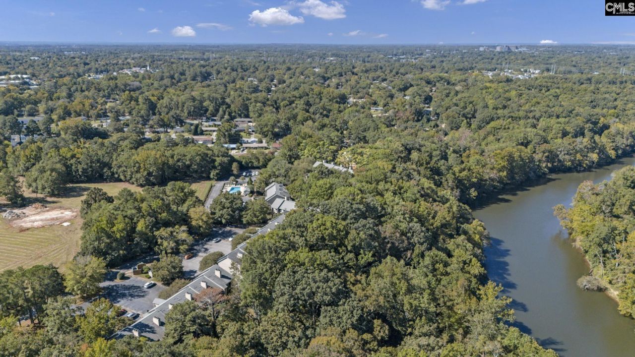 121 Edgewater Photo 42