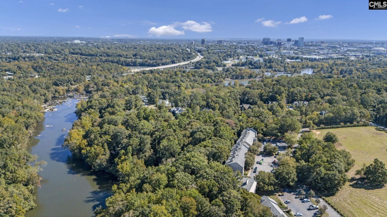 121 Edgewater Photo 43