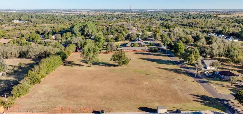 227 N Carol Terrace, Mustang, OK 73064 Main Photo