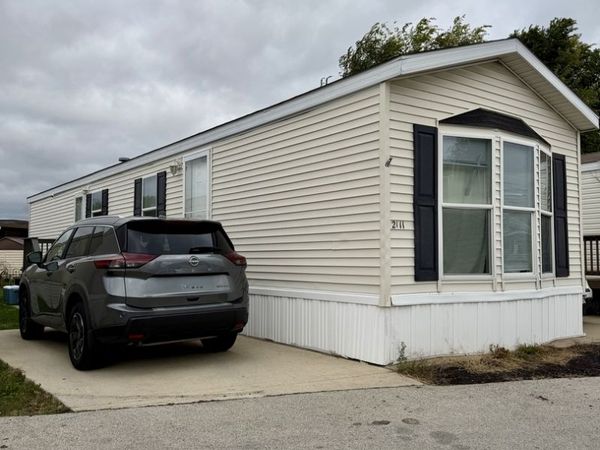 8800 S Harlem Avenue, Bridgeview, IL 60455