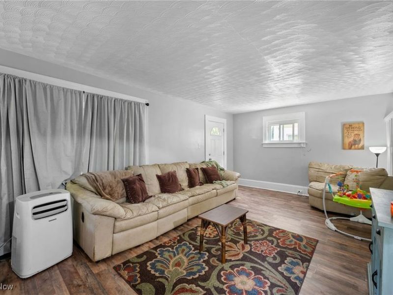 910 Bye Street, Akron, OH 44320 Photo 5