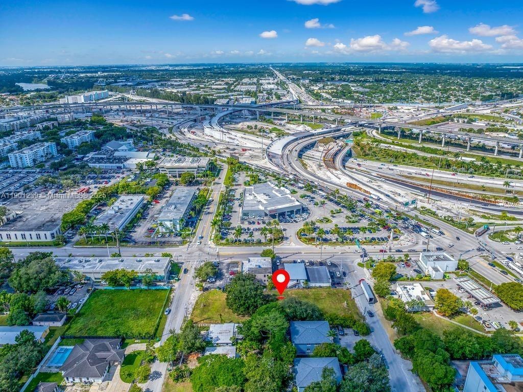 137 NW 165th St, Miami, FL 33169 Photo