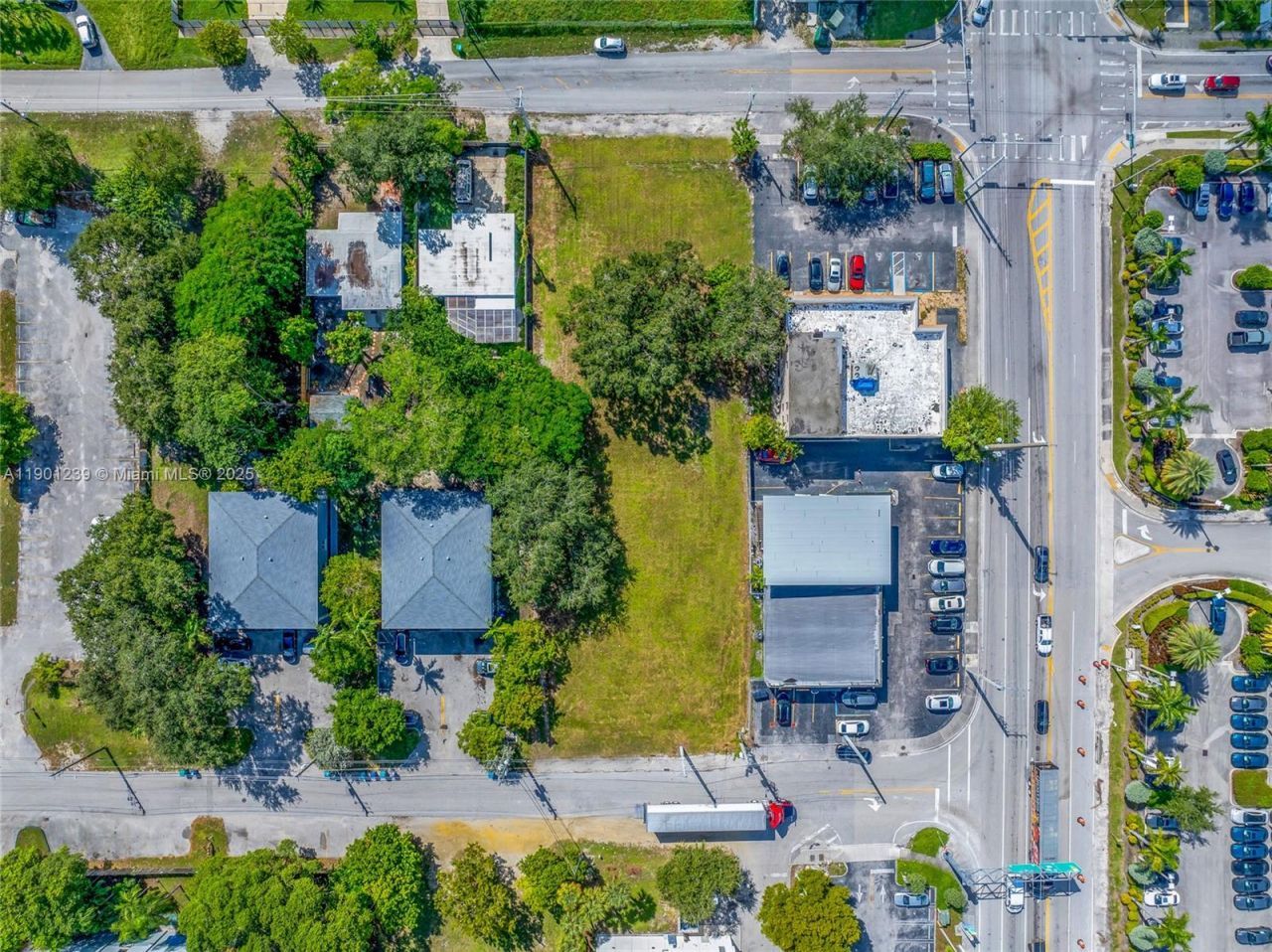 137 NW 165th St, Miami, FL 33169 Photo