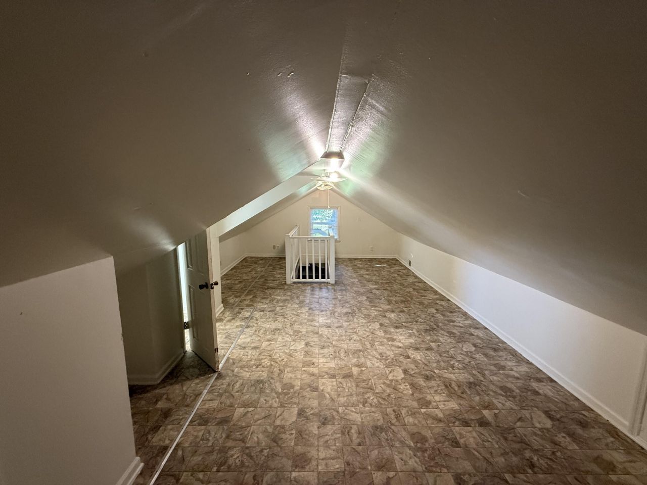 4728 Mixson Avenue Photo 16