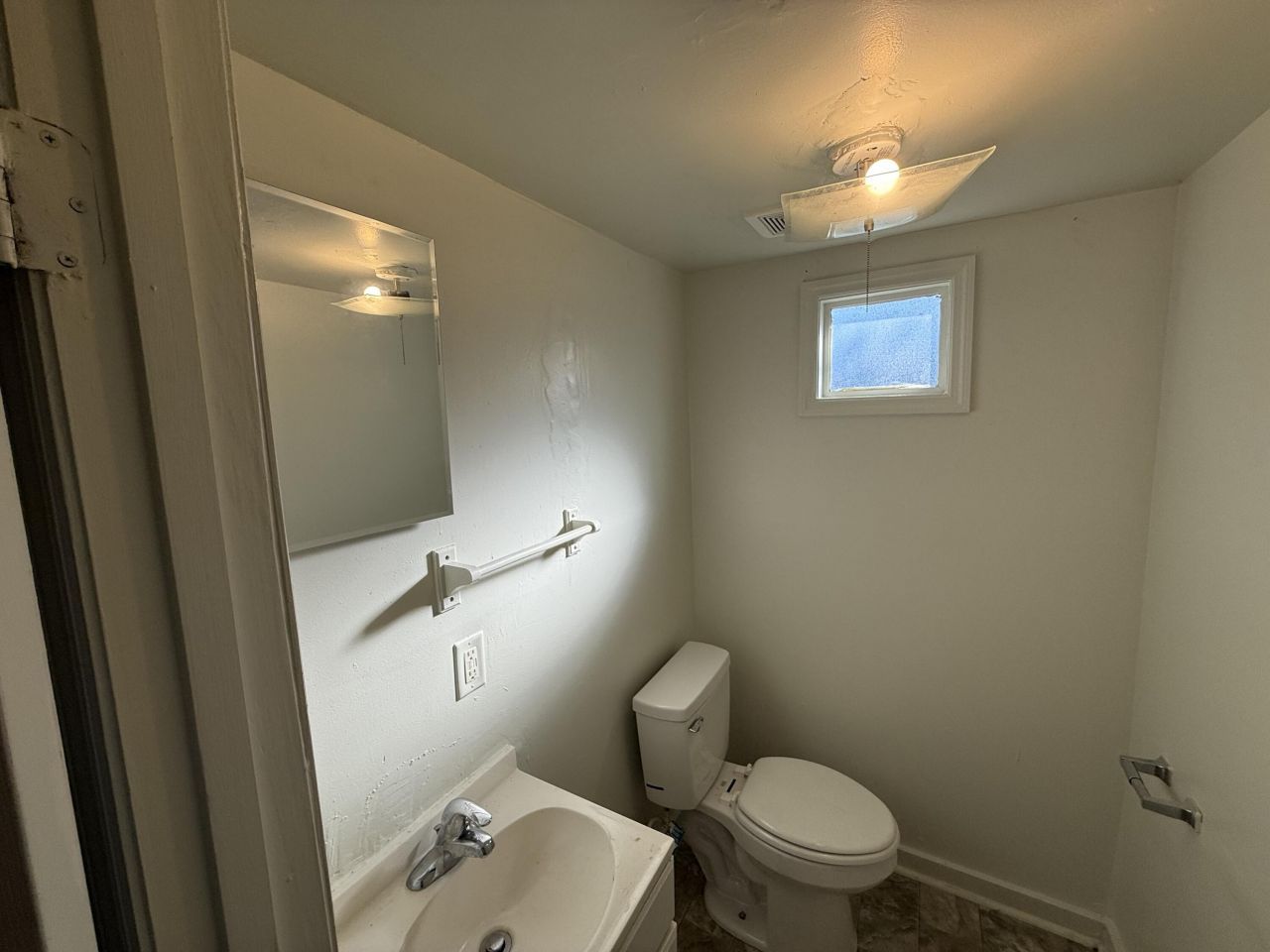 4728 Mixson Avenue Photo 17