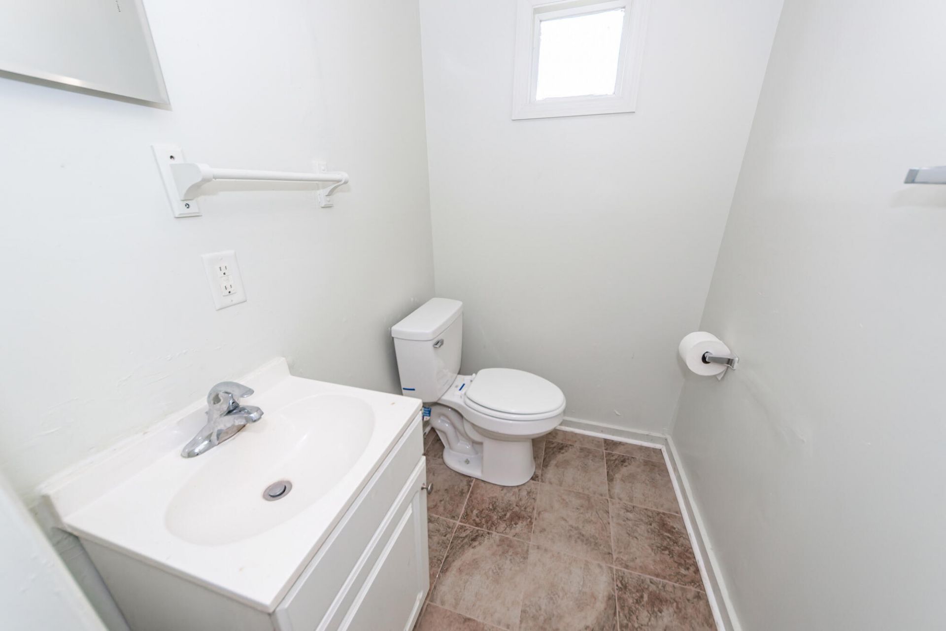 4728 Mixson Avenue Photo 24