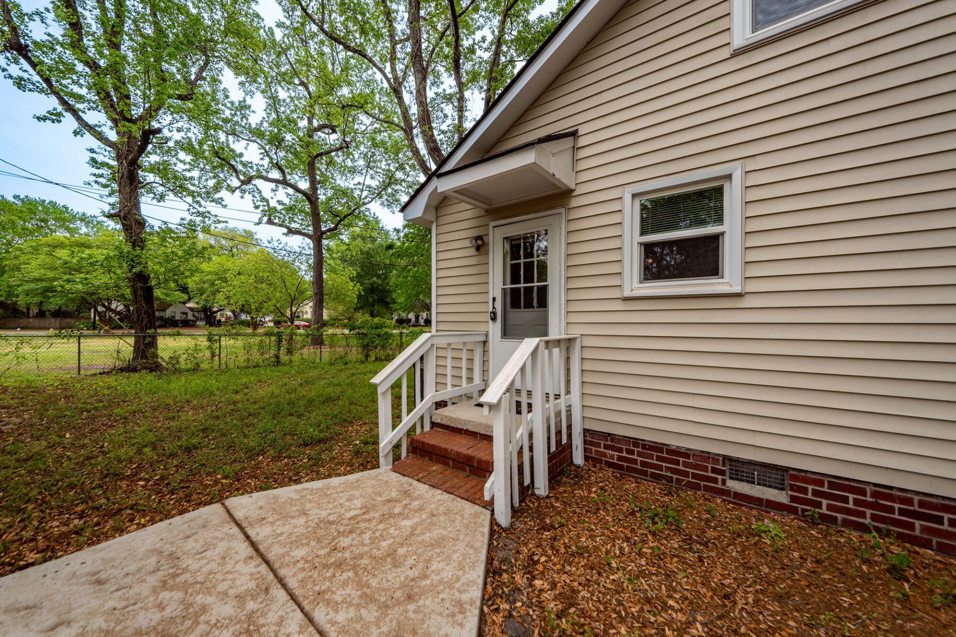 4728 Mixson Avenue Photo 26