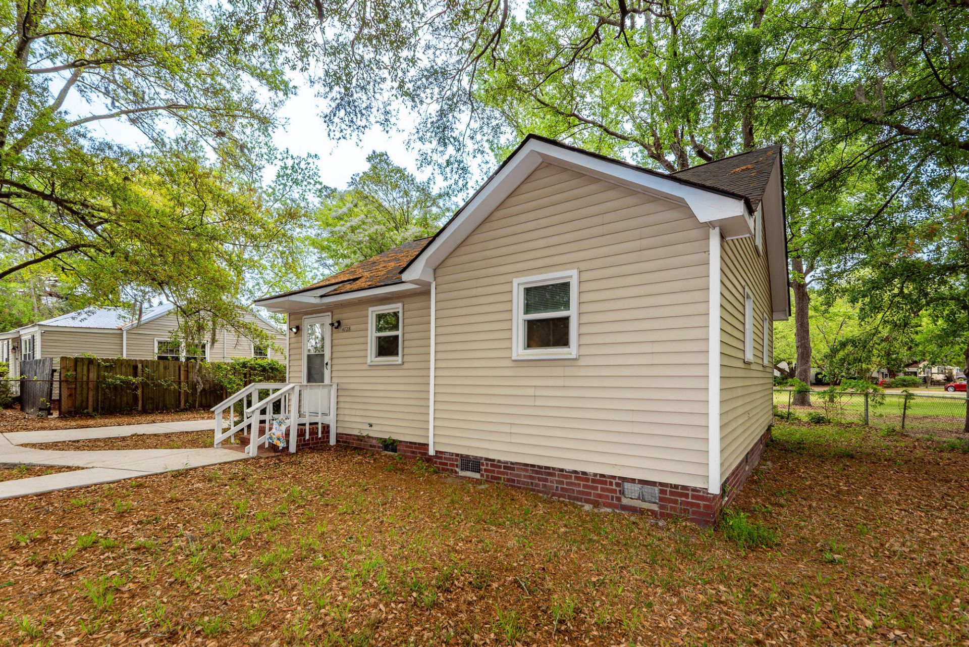 4728 Mixson Avenue Photo 36