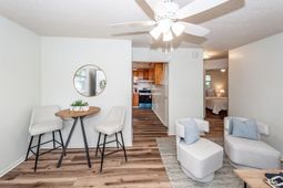 4728 Mixson Avenue photo 4