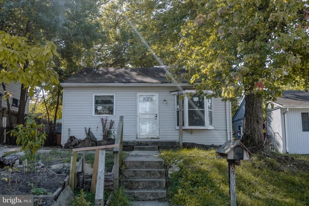 6609 Clinglog Street, Capitol Heights, MD 20743 Main Photo