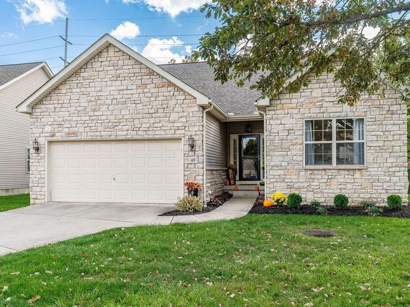 49 Village Green Drive, Westerville, OH 43082 Photo 2