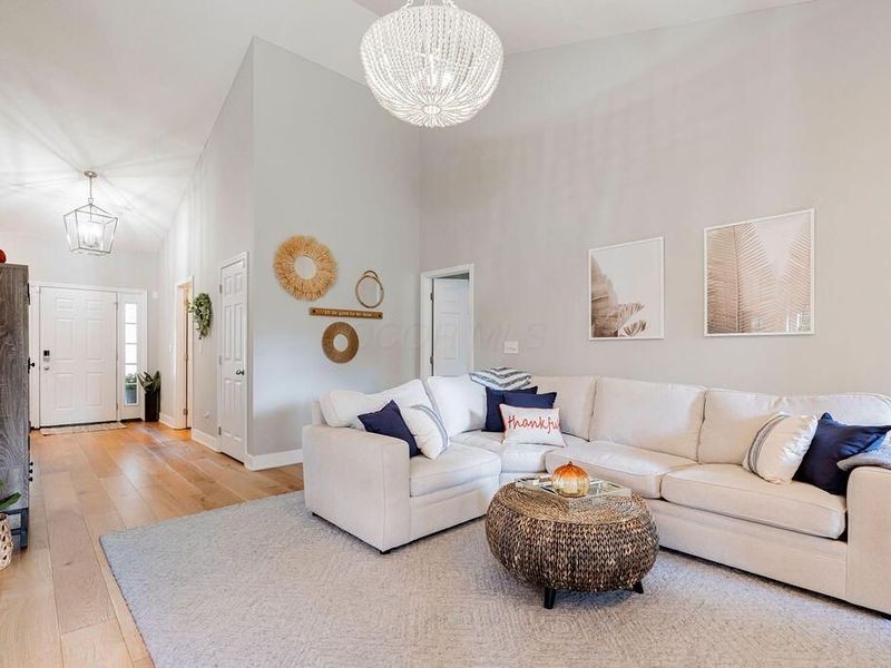 49 Village Green Drive, Westerville, OH 43082 Photo 8