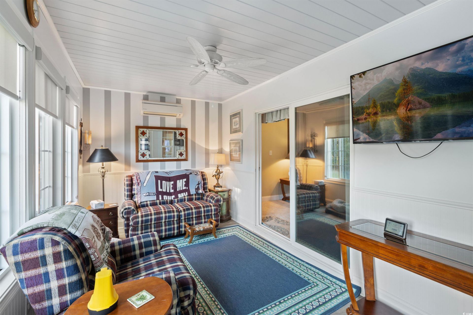6713 Wisteria Dr. Photo 15