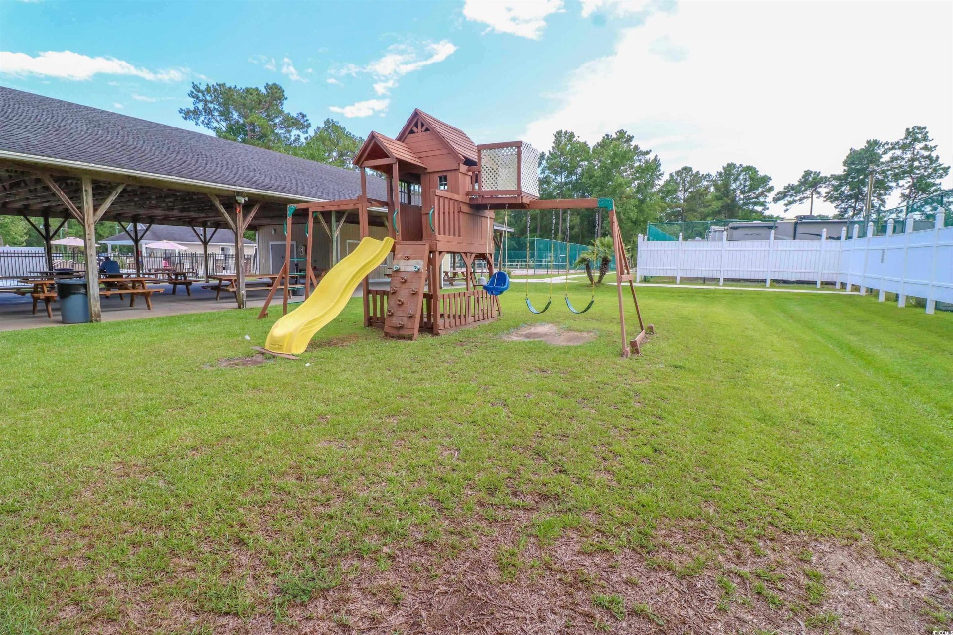 6713 Wisteria Dr. Photo 29