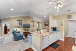 6713 Wisteria Dr. photo 4