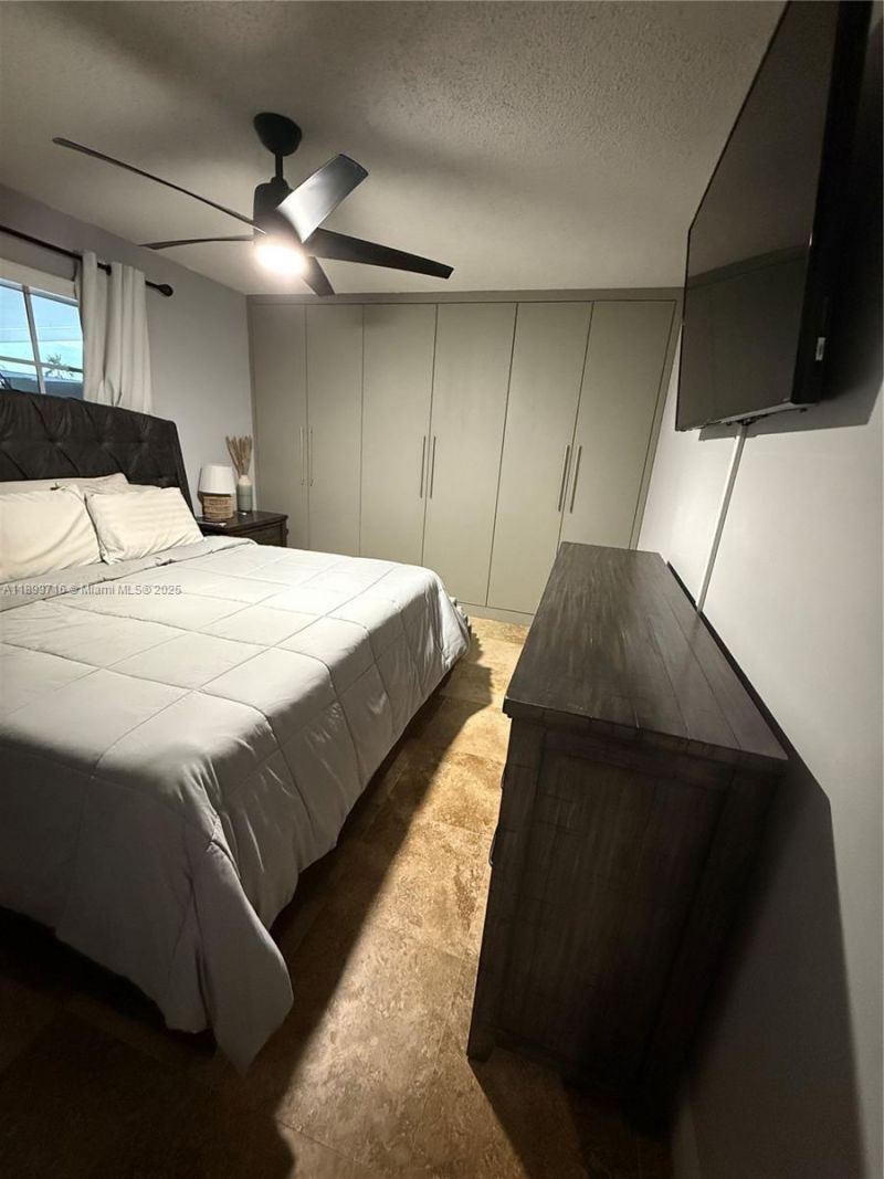 11411 NW 37th Pl, Sunrise, FL 33323 Photo