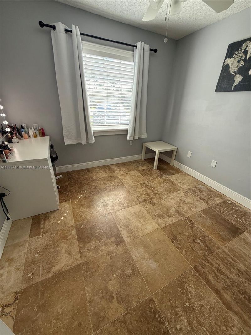 11411 NW 37th Pl, Sunrise, FL 33323 Photo