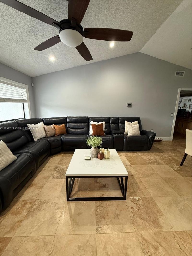 11411 NW 37th Pl, Sunrise, FL 33323 Photo