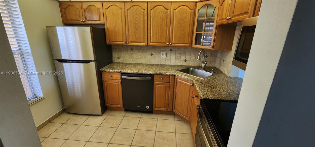 5940 NW 64 Th Ave, Unit 109, Tamarac, FL 33319 Photo