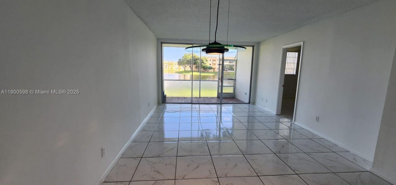 5940 NW 64 Th Ave, Unit 109, Tamarac, FL 33319 Photo