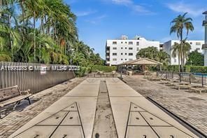 201 180th Dr, Unit 411, Sunny Isles Beach, FL 33160 Photo