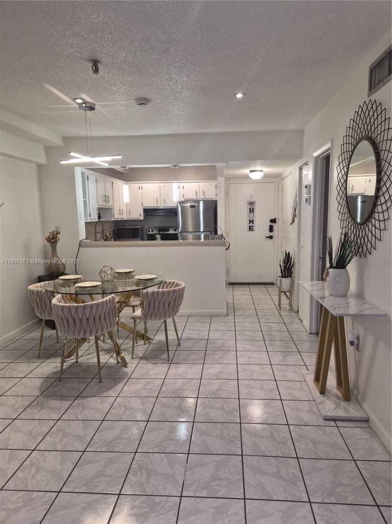 201 180th Dr, Unit 411, Sunny Isles Beach, FL 33160 Photo