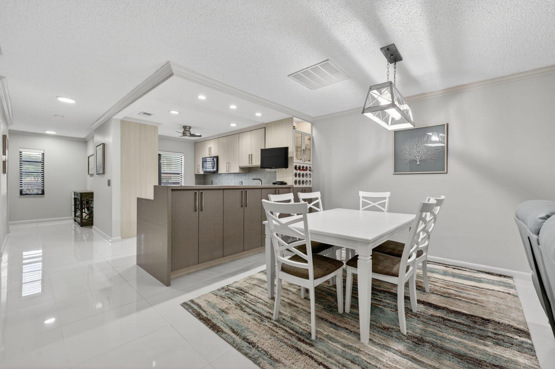 8450 Casa Del Lago, Unit J, Boca Raton, FL 33433 Photo