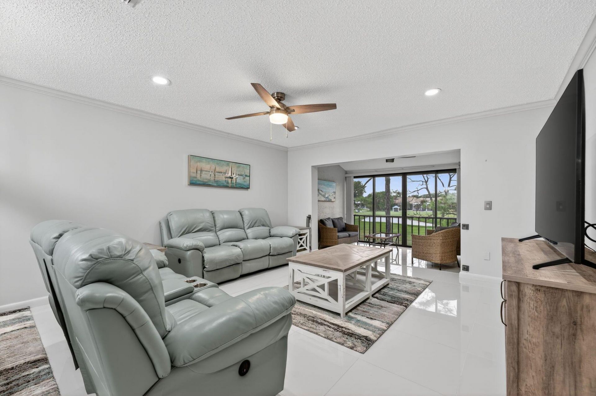 8450 Casa Del Lago, Unit J, Boca Raton, FL 33433 Photo