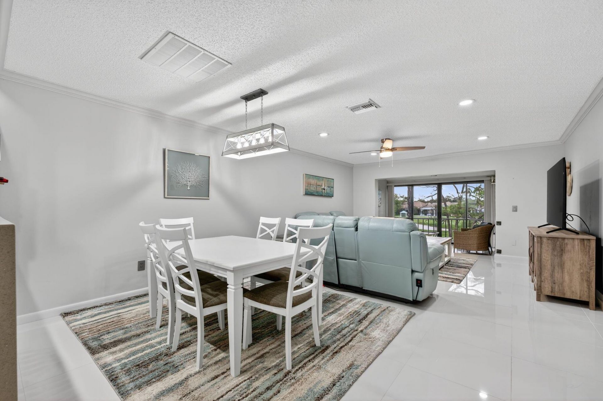 8450 Casa Del Lago, Unit J, Boca Raton, FL 33433 Photo