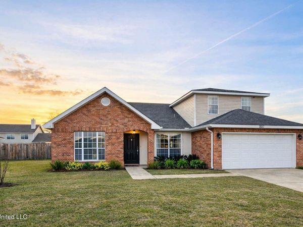 3217 Rachel Lane, Ocean Springs, MS 39564