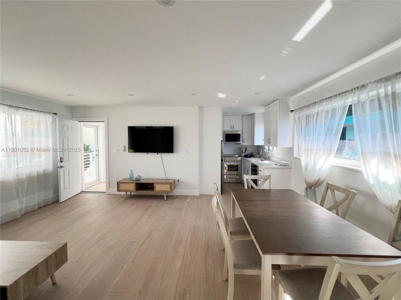 312 Elm St, Hollywood, FL 33019 Photo