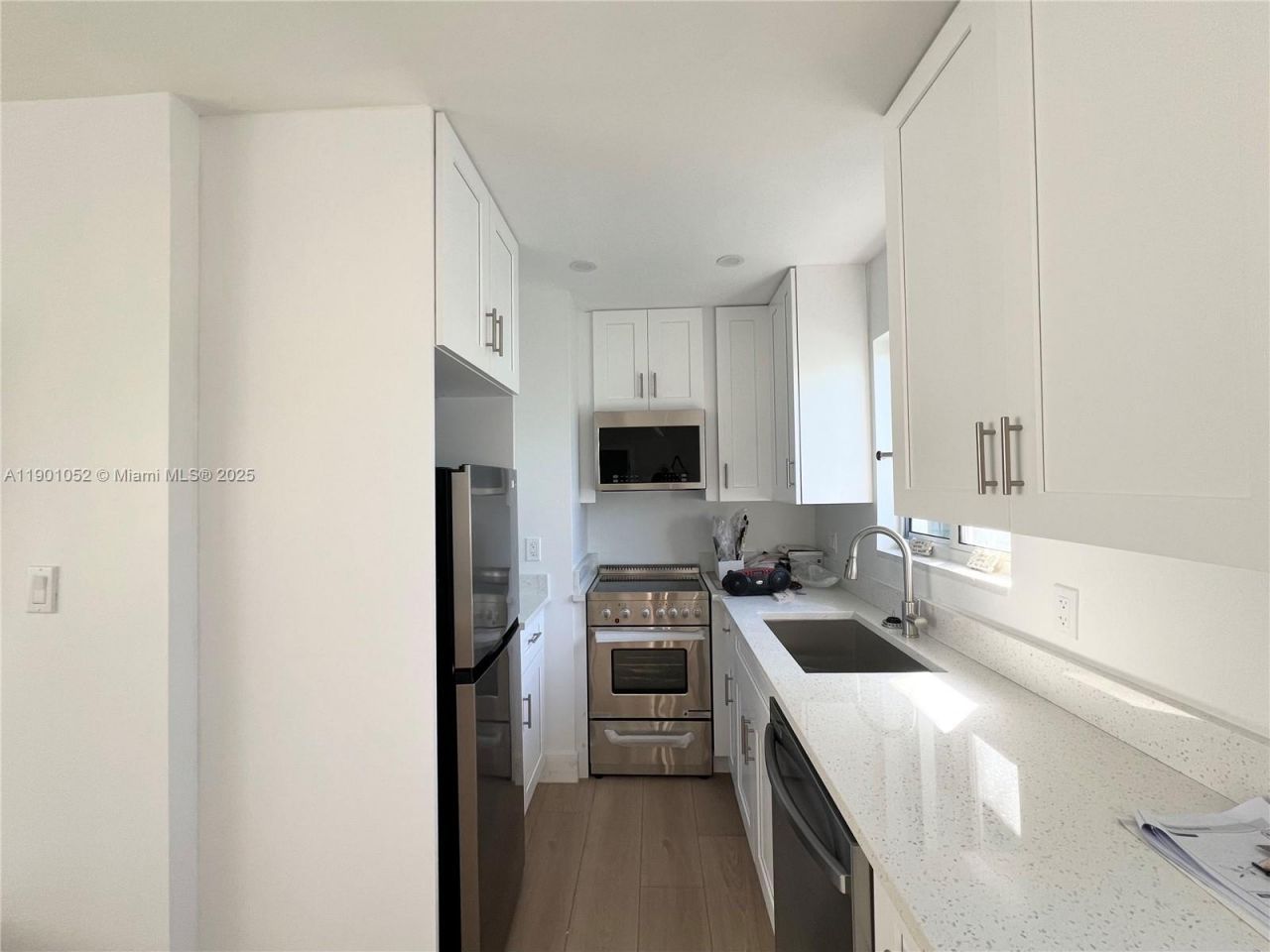 312 Elm St, Hollywood, FL 33019 Photo